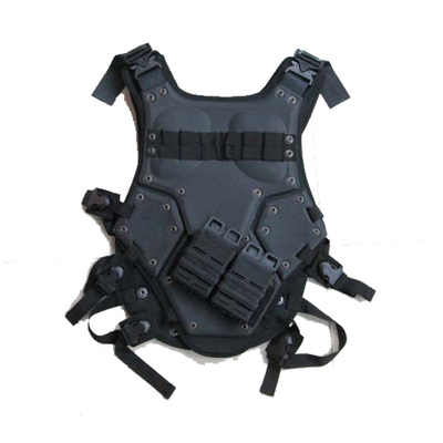 Verstelbaar tactisch kogelvrij vest met ballistische platen en trauma pad.