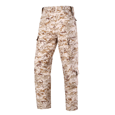 Goed geventileerd militair uniform --- ACU
