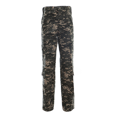 Goed geventileerd militair uniform --- ACU