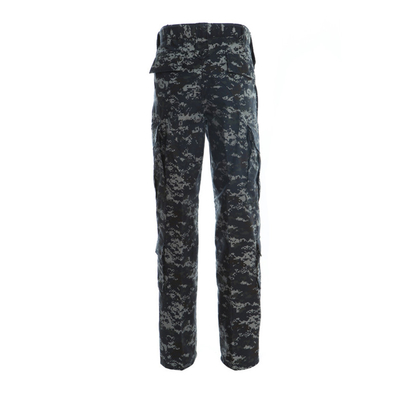 Goed geventileerd militair uniform... camouflage-uniform, gevechtsuniform.