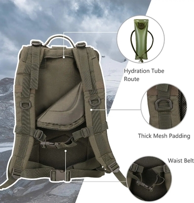 Bergbeklimmen Wandelen Tactische tas Gym Sport Interieur Zipper Pocket 600D Polyester Reisopslag Tactische rugzak