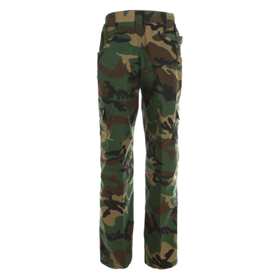 Goed geventileerd militair uniform... camouflage uniform, gevechts uniform.