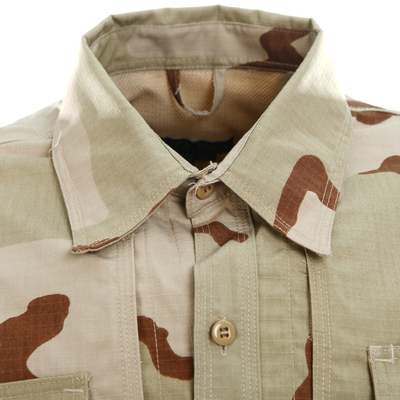Goed geventileerd militair uniform... camouflage uniform, gevechts uniform.