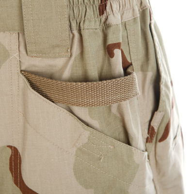 Goed geventileerd militair uniform... camouflage uniform, gevechts uniform.